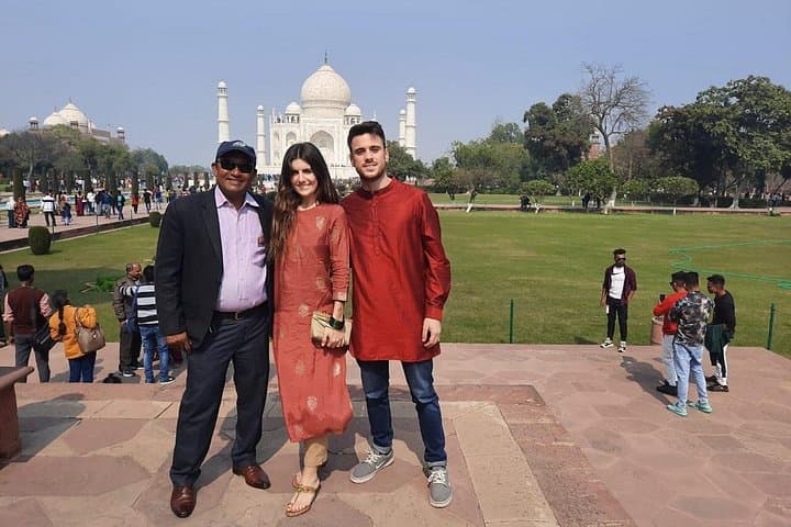 6-Day Golden Triangle & Varanasi: Sunrise Taj, Ganga Aarti and Cultural Highlights photo 4