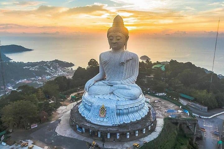 4-Day Chiang Mai Doi Suthep & Sanctuary Natura Camp — Trek, Bamboo Rafting & Elephant Experience photo 1