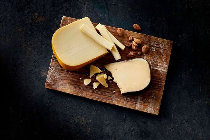 Private Rotterdam Tour: Kinderdijk Windmills & Gouda Cheese Tasting photo 6
