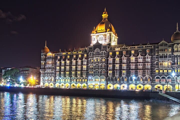 Explore Mumbai's Nighttime Wonders: A Private Evening City Tour
