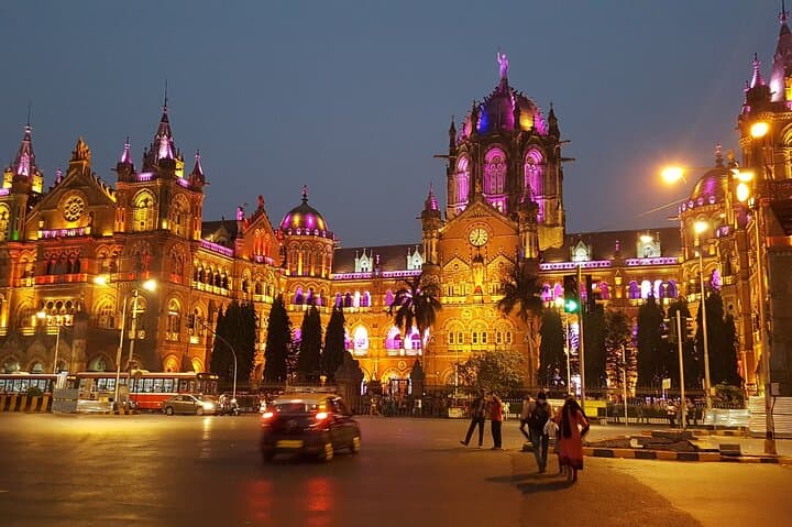 Explore Mumbai's Nighttime Wonders: A Private Evening City Tour photo 2