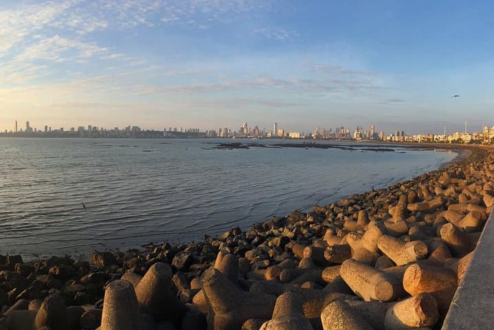 Explore Mumbai's Nighttime Wonders: A Private Evening City Tour photo 4