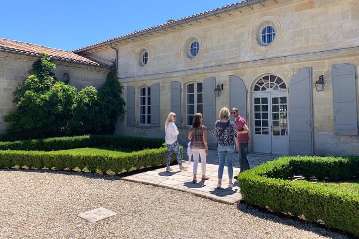 Saint-Émilion Wine Day Trip by Electric Luxury Van: Small-Group Château Tours & Tastings photo 5