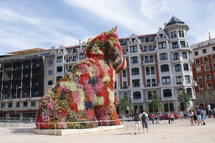 Bilbao Private Walking Tour: From Guggenheim to Old Town in Two Hours photo 2