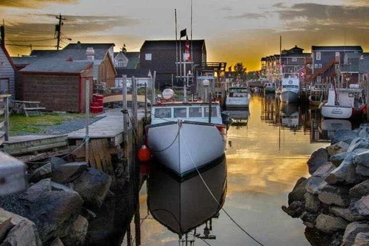 Half-Day Historical Tour of Halifax: Titanic, Explosion & Seaport Highlights photo 1