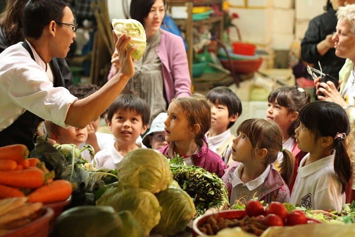 Half-day Hanoi Home Cooking Class: Market-to-Table Vietnamese Cooking on the Red River photo 3