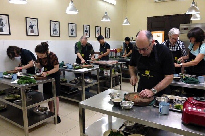 Half-day Hanoi Home Cooking Class: Market-to-Table Vietnamese Cooking on the Red River photo 2