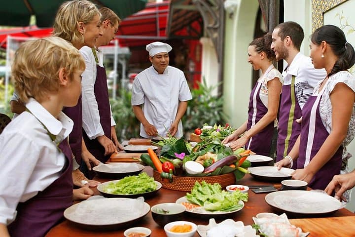 Half-day Hanoi Home Cooking Class: Market-to-Table Vietnamese Cooking on the Red River photo 4