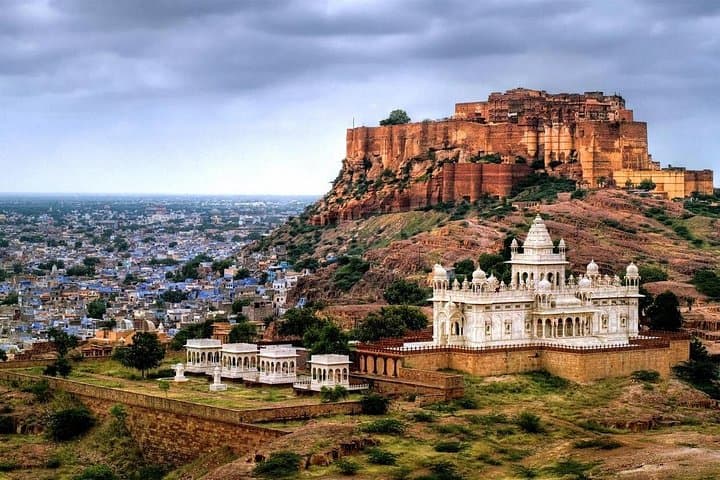 Exotic Rajasthan Tour: Thar Desert, Forts & Lake Cities (9-Day Private Tour) photo 4
