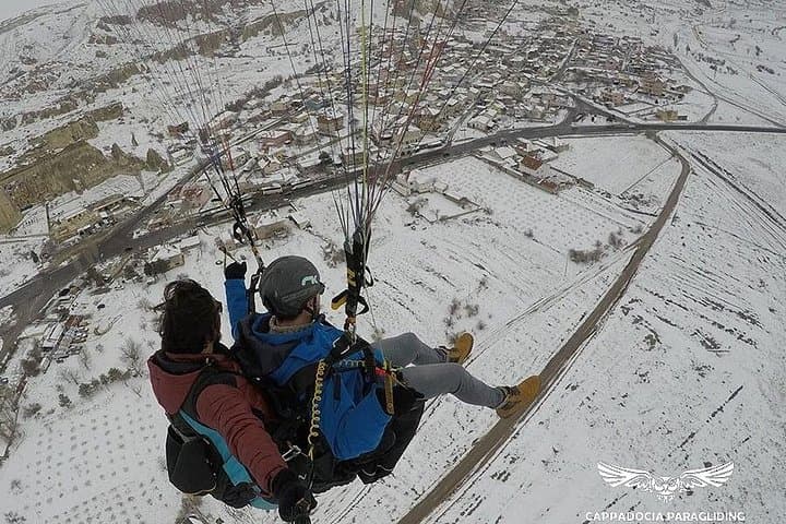 Paragliding Over Cappadocia: Sunrise Flights Above Fairy Chimneys photo 6