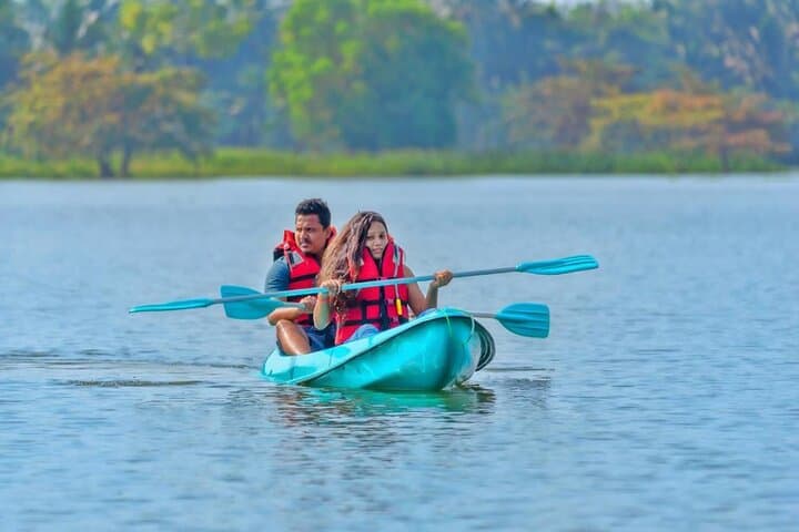Kayaking from Kitulgala: 16km Whitewater Paddle on the Kelani River photo 3