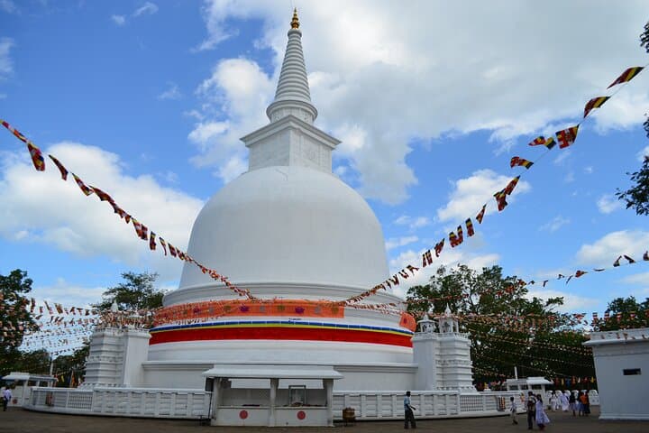 Dambana Veddah Village Visit: Mahiyangana Cultural & Wilderness Tour photo 5