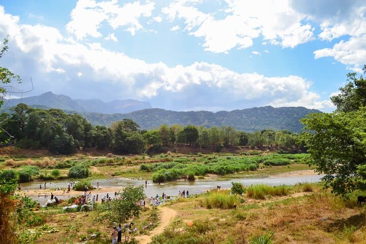 Dambana Veddah Village Visit: Mahiyangana Cultural & Wilderness Tour photo 6