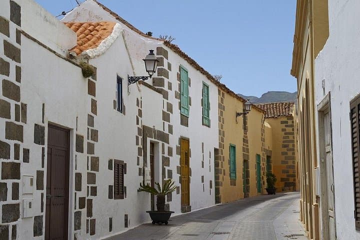 Guayadeque Ravine & Agüimes Private Tour from Las Palmas with Tapas Tasting photo 1