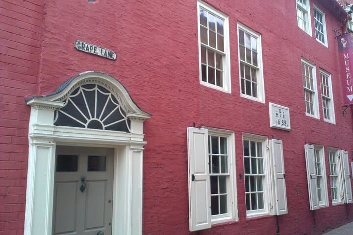 Essential Whitby: Self-Guided Audio Tour of Legends, Abbey and Coastal History photo 6
