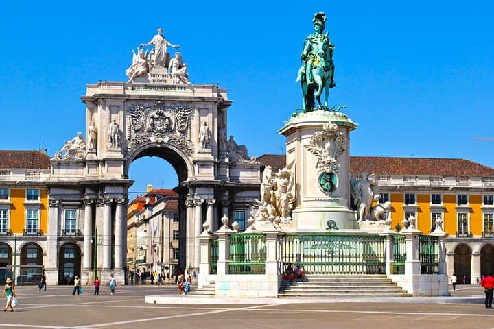 Half-Day Private Lisbon Tour — Parque das Nações, Alfama & Belém photo 6