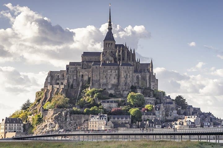 Mont Saint-Michel Abbey Self-Guided Audio Tour — Middle Ages Walking Guide