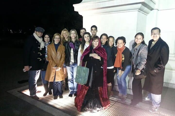 New Haven's Ghost Walk: Grove Street Cemetery & Haunted Downtown Tour photo 4