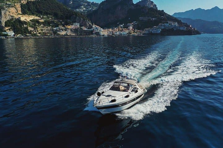 Amalfi Coast Luxury Boat Cruise from Positano or Amalfi