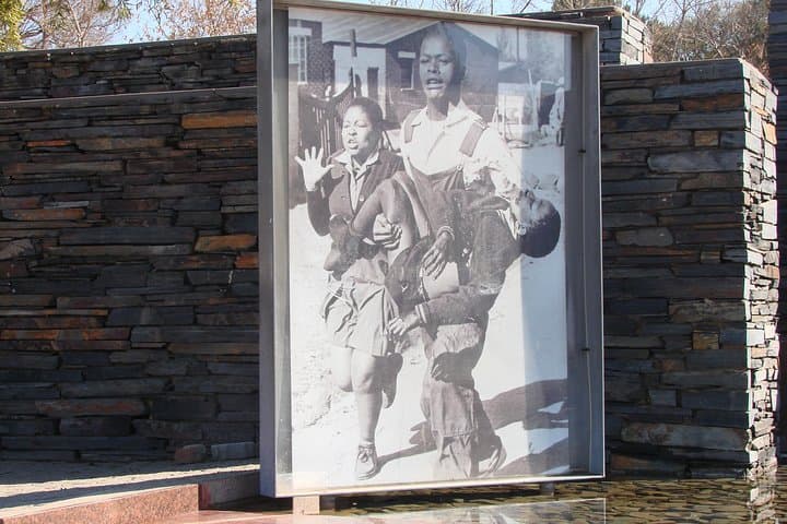 Soweto & Johannesburg Cultural History Tour — Mandela House, Hector Pieterson, Vilakazi Street photo 6
