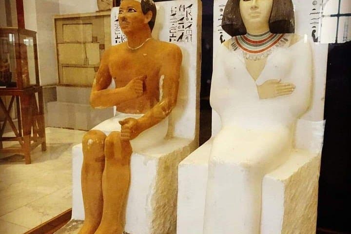 Best of Cairo: Pyramids, Sphinx & Egyptian Museum — Full-Day Private Tour photo 5