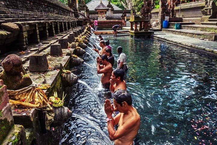 Full-Day Batur Volcano & Ubud Art Villages: Kintamani, Tegalalang & Tirta Empul photo 2