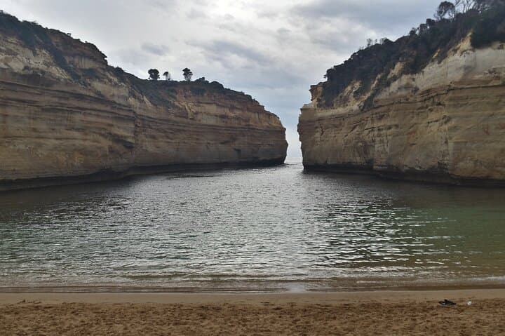 Express Twelve Apostles Day Trip from Melbourne — Great Ocean Road Highlights photo 3