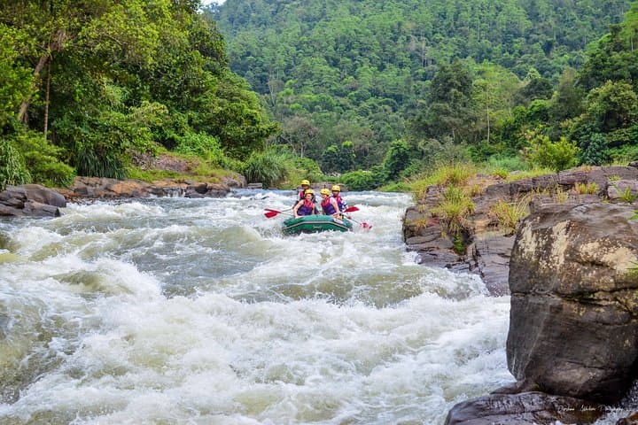 Kelani River White-Water Rafting in Kitulgala photo 4