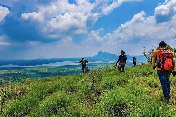 Hike to Danigala Circular Rock from Mahiyanganaya — 360° Views & Ancient Caves photo 2