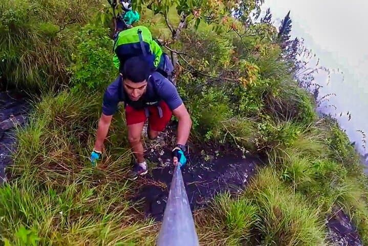 Sunrise Hike to Danigala Circular Rock from Aaralaganwila photo 6