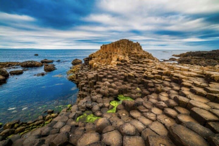 Giants Causeway and Belfast Shore Excursion: Full-Day Coastal Tour from Belfast