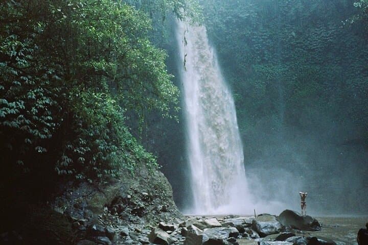 Bedugul Day Tour: Nungnung Waterfall, Ulun Danu Beratan & Bedugul Botanical Garden photo 1