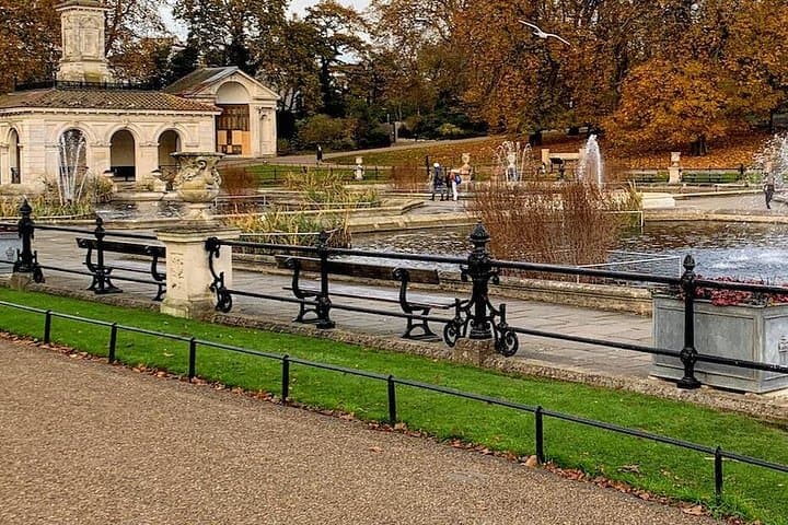 Hyde Park and Kensington Gardens Self-Guided Audio Tour — Walk London's Royal Parks photo 1