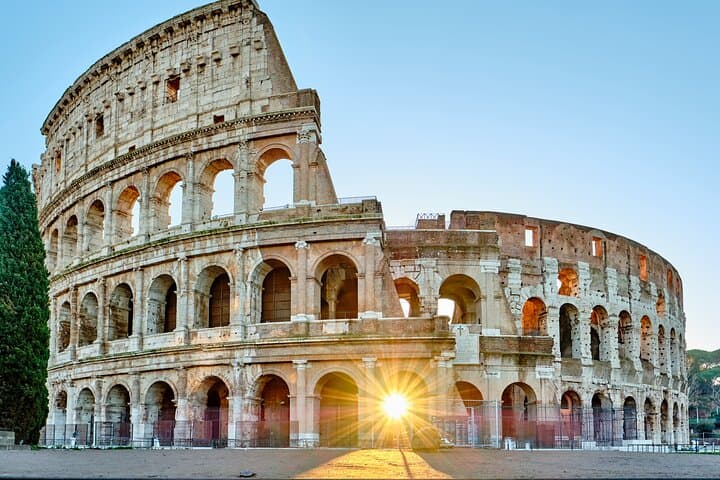 Sunrise E‑Bike Breakfast: Dawn Tour of Rome's Historic Sights