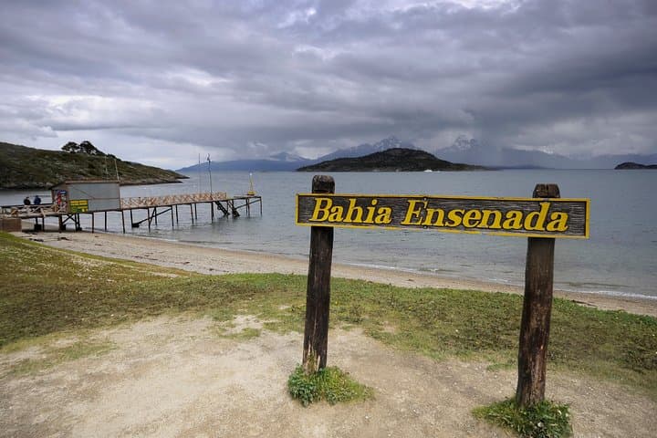 Tierra del Fuego Trekking & Canoeing in Lapataia Bay — Private Day Tour from Ushuaia photo 2