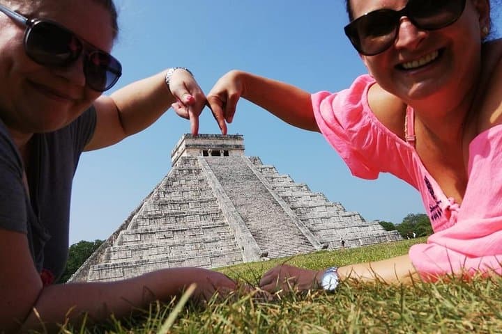 Chichén Itzá Maravilla: Private Day Tour to Chichén Itzá, Cenote Swim & Valladolid photo 1