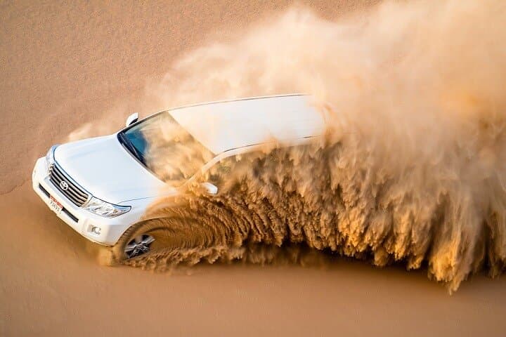 Dubai Red Dunes 4x4 Desert Safari with Sunset Dinner and Live Shows