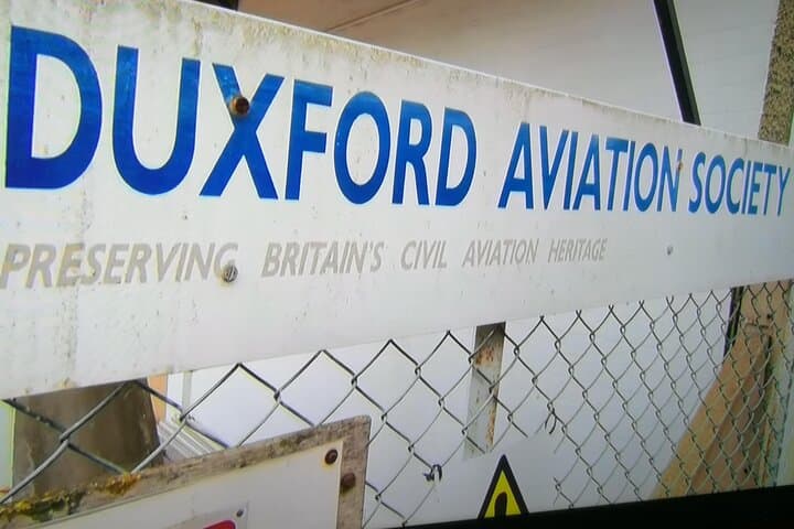 Private Chauffeur Day Trip from London to Duxford Imperial War Museum photo 5