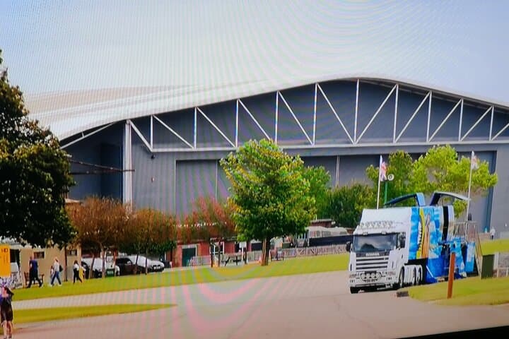 Private Chauffeur Day Trip from London to Duxford Imperial War Museum photo 6