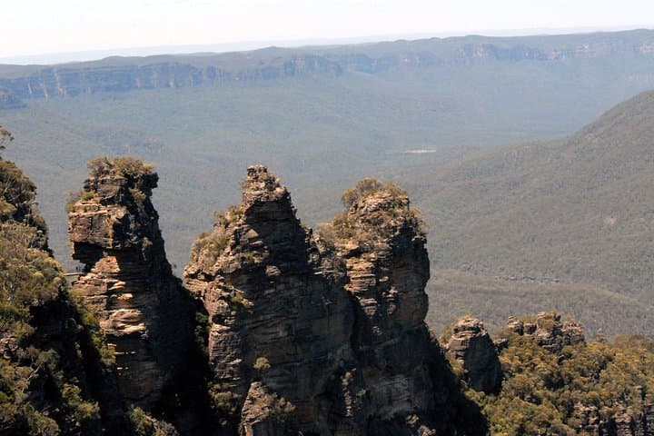 Blue Mountains Highlights: Wentworth Falls, Scenic Railway & Three Sisters Day Tour photo 4