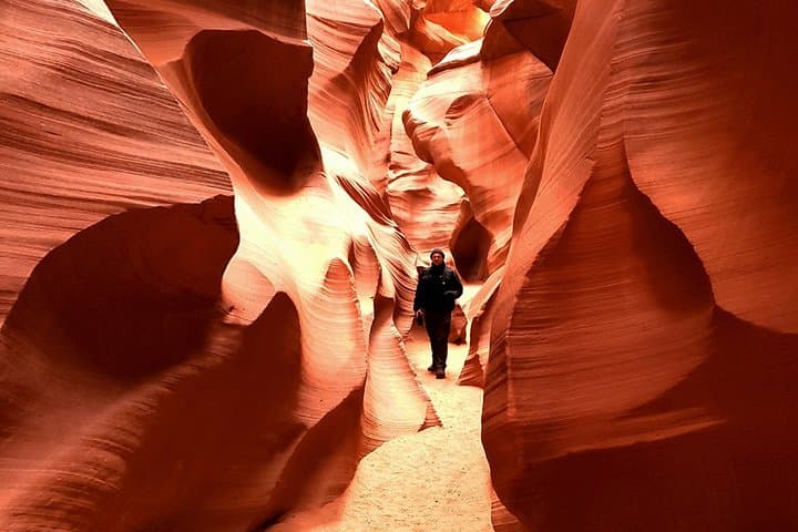 Lower Antelope Canyon & Horseshoe Bend Day Trip from Sedona or Flagstaff photo 6