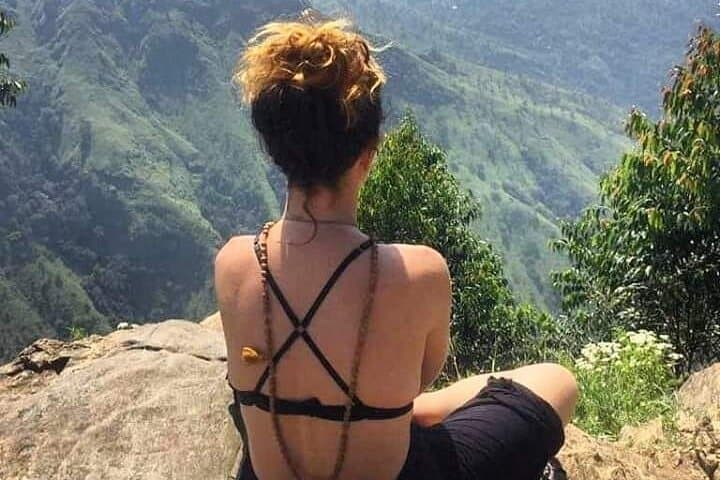 High Knuckles Trekking from Kandy — Full-Day Knuckles Mountains Hike (14–22 km)