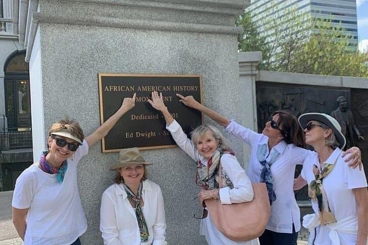 Myrtle Beach Downtown Scavenger Hunt: Interactive Photo Adventure with GooseChase photo 6