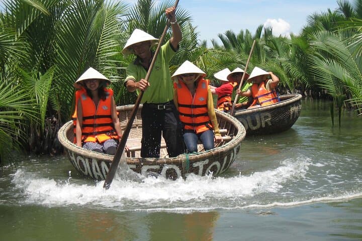 Tra Nhieu & Tra Que Half-Day Village Tour from Hoi An: Farming, Boat Rides & Home Cooking