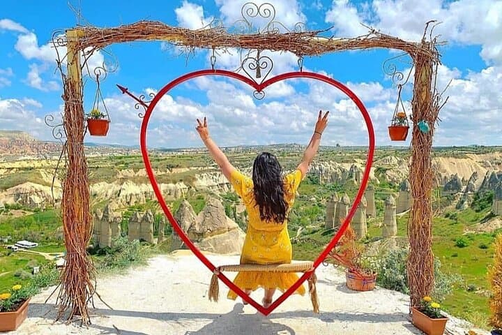 Red Tour Cappadocia: North Cappadocia Day Trip to Uchisar, Pasabag, Zelve & Devrent