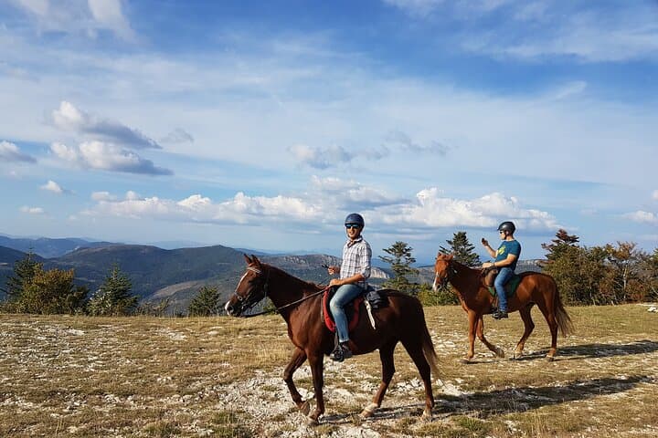 Horseback Riding in Haute-Provence: Luberon & Forcalquier Scenic Trail photo 5
