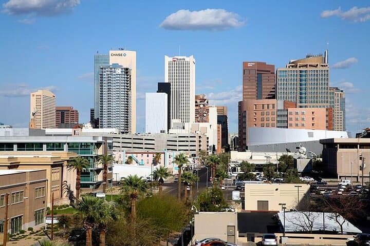 Phoenix Sky Harbor Private Sedan Transfer: Fast PHX to Downtown Phoenix Ride photo 4