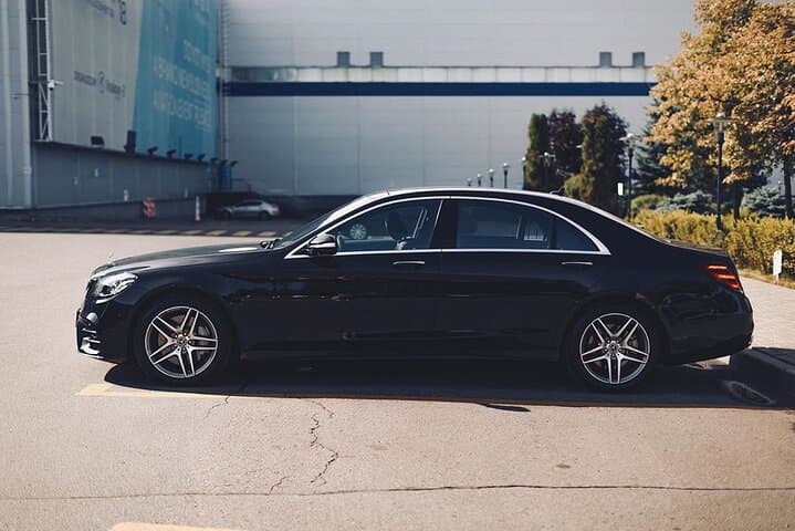 SFO Arrival Private Transfer in Business Car: Seamless Airport Ride to San Francisco
