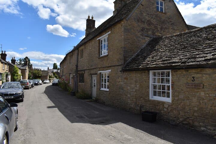 Private Downton Abbey Tour: Highclere Castle, Bampton & Cogges Farm photo 6