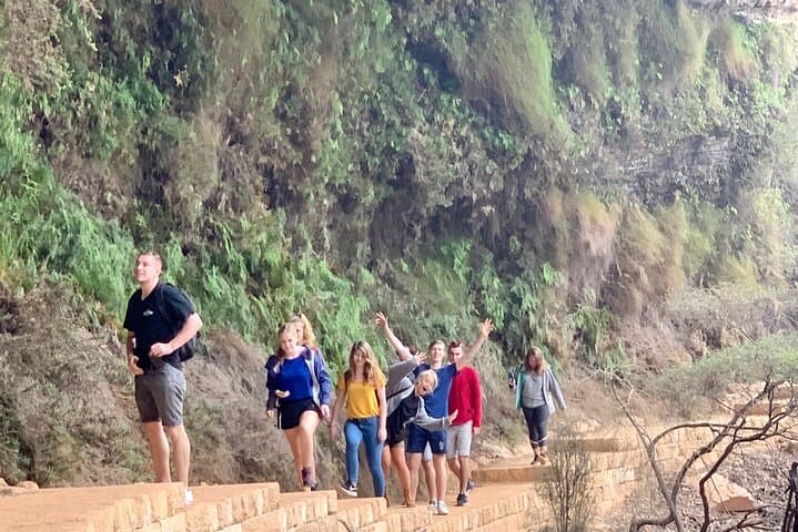 Blue Mountains Private Tour from Sydney — Three Sisters, Scenic World & Featherdale Option photo 6